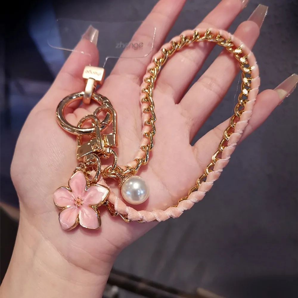

Flower Pendant Mobile Phone Strap Metal Chain Pearl Cell Phone Chain Handheld Short Mobile Phone Lanyard Mobile Phone Pendant