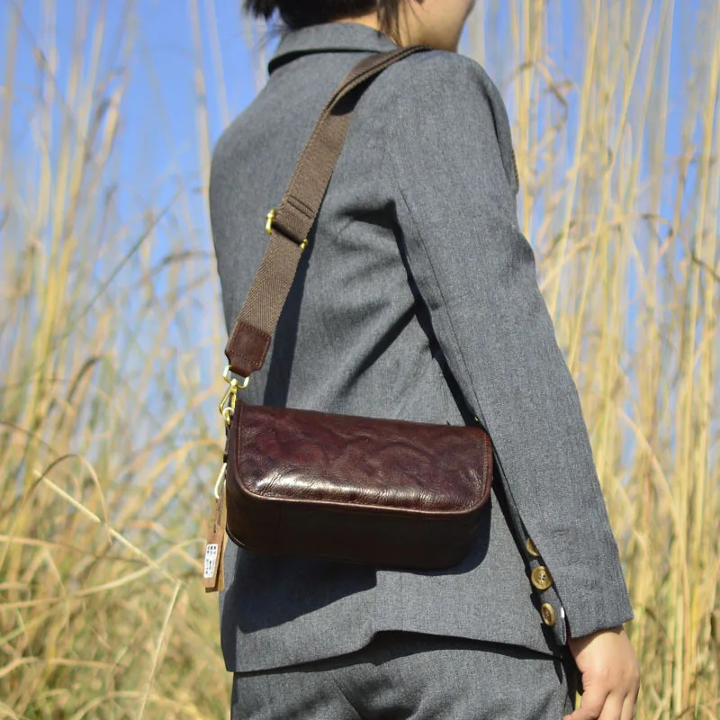 

AETOO New first layer plant tanned cow leather broad shoulder texture handmade retro small square bag women's crossbody bag