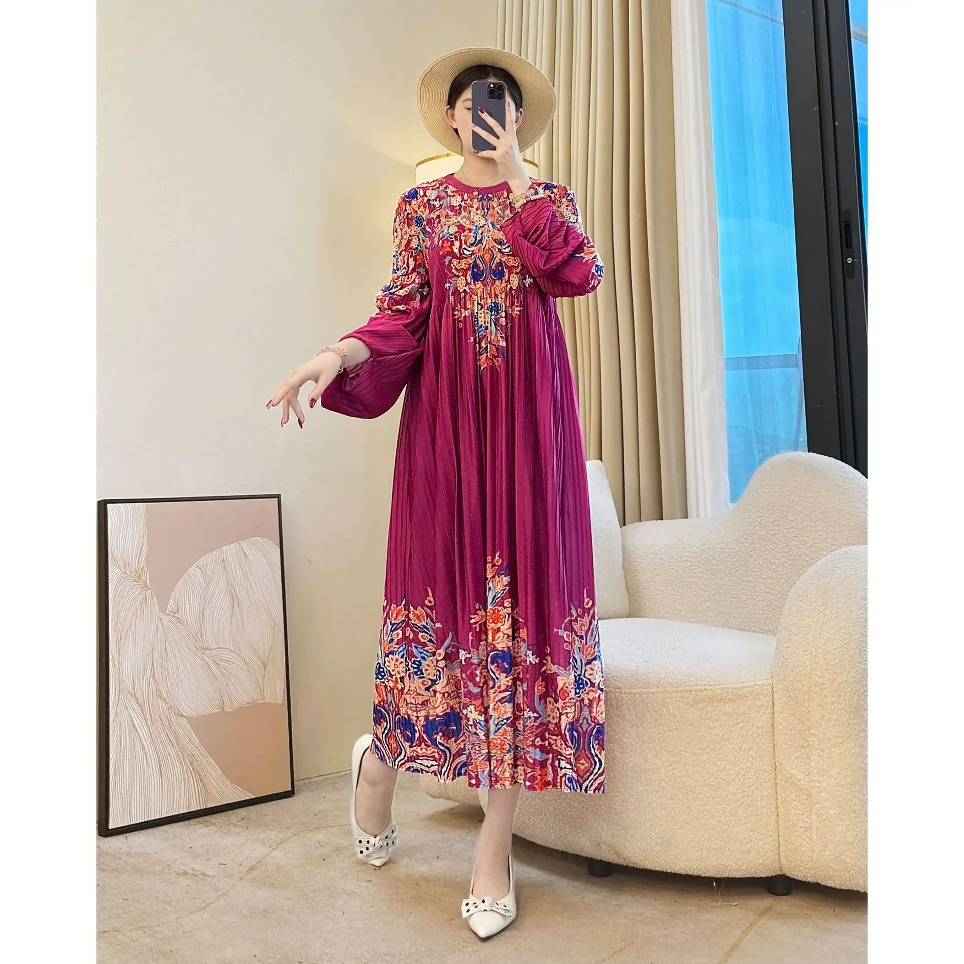 

Miyake Pleated Loose Fashion Women's Dress Printed O-neck Thin Temperament Medium and Long Dresses 2025 Autumn New