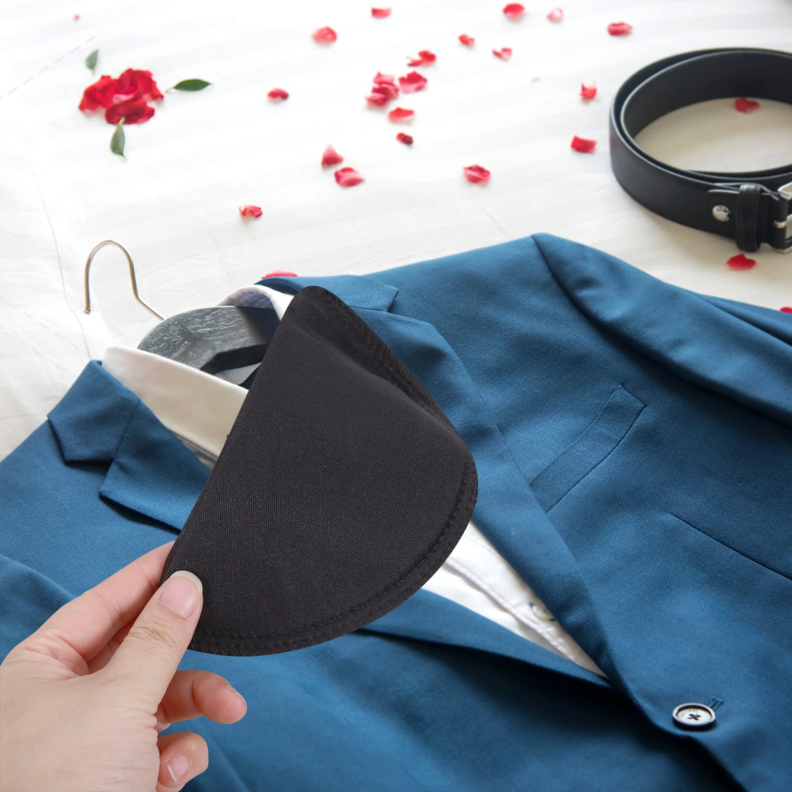 

Губка для женской одежды, женские подушечки, усилитель одежды, нескользящий костюм, футболка с подкладкой на плечи, подплечники