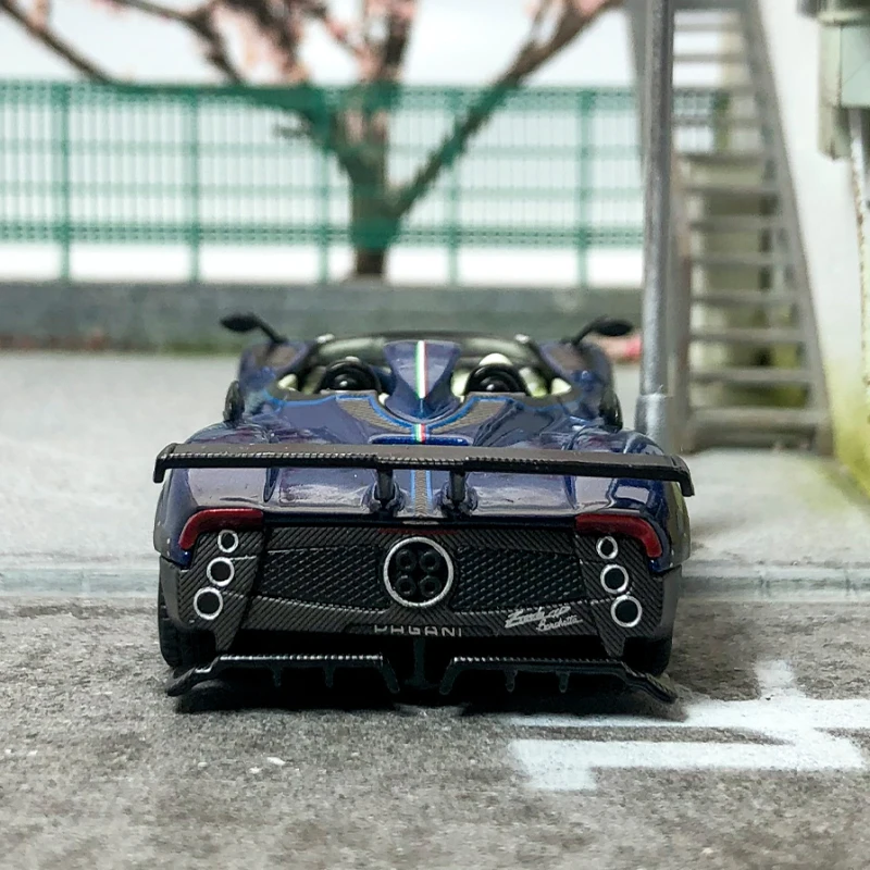 Diecast Model Car 1:64 Size Pagani Zonda HP Alloy Car Model Pagani Super Muscle Car Collection Toys for Boys Gift Original Box