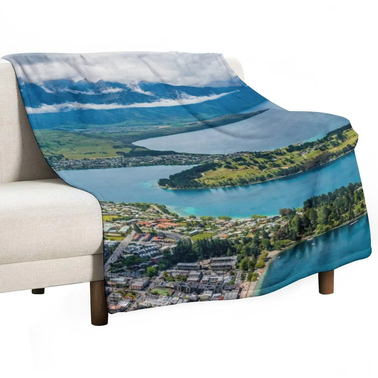 Qt Throw Blanket St…