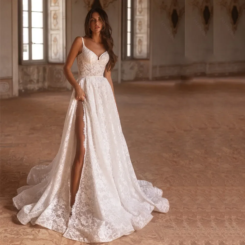 Robe de mariée fendue sur les côtés avec train amovible, bretelles spaghetti sexy, robe de mariée classique, plage de luxe, nouveau