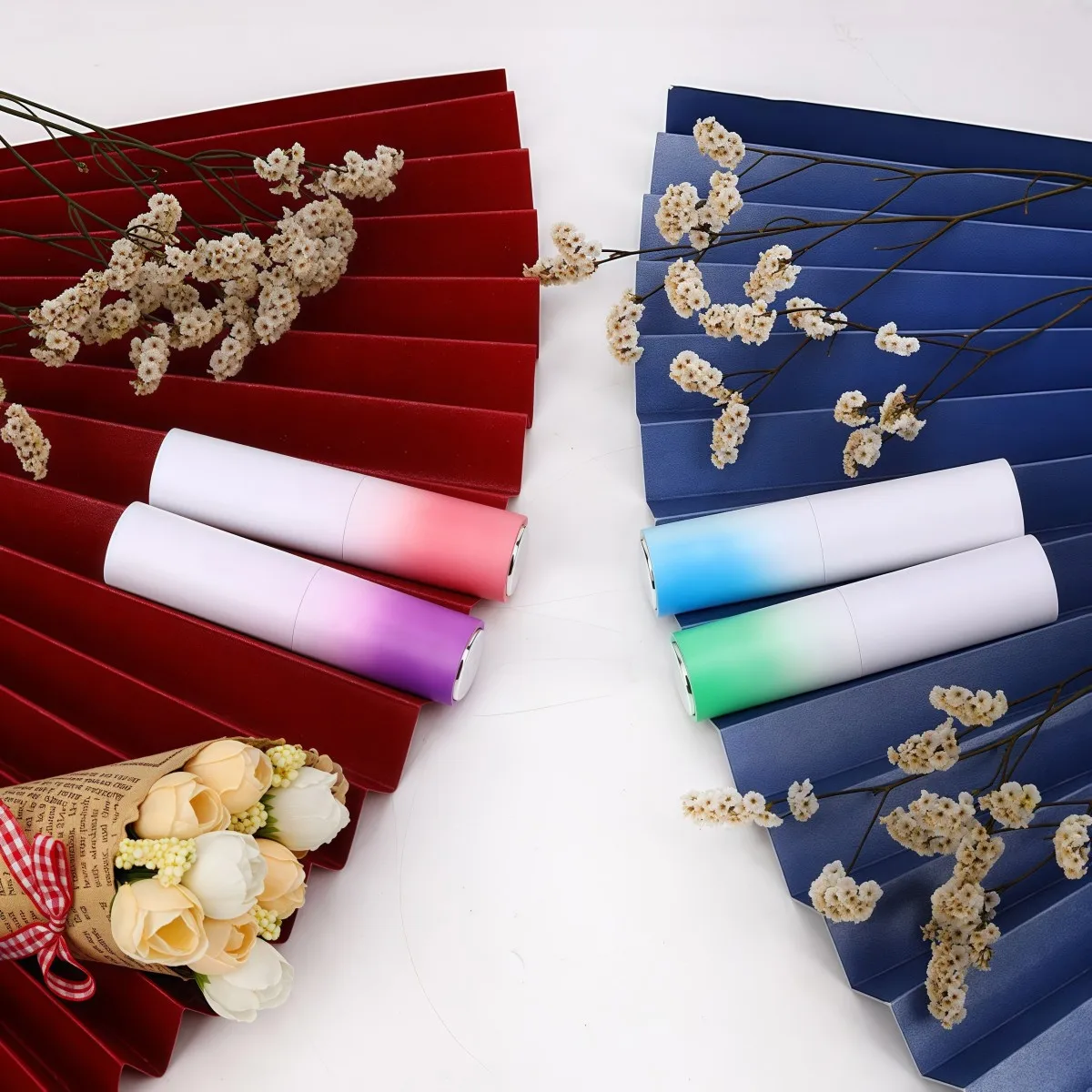 1/4 stücke 8ML Rotierenden Parfüm Nachfüllbare Flasche Mini Zerstäuber Tragbare Reise Größe Spray Flasche Presse Spender