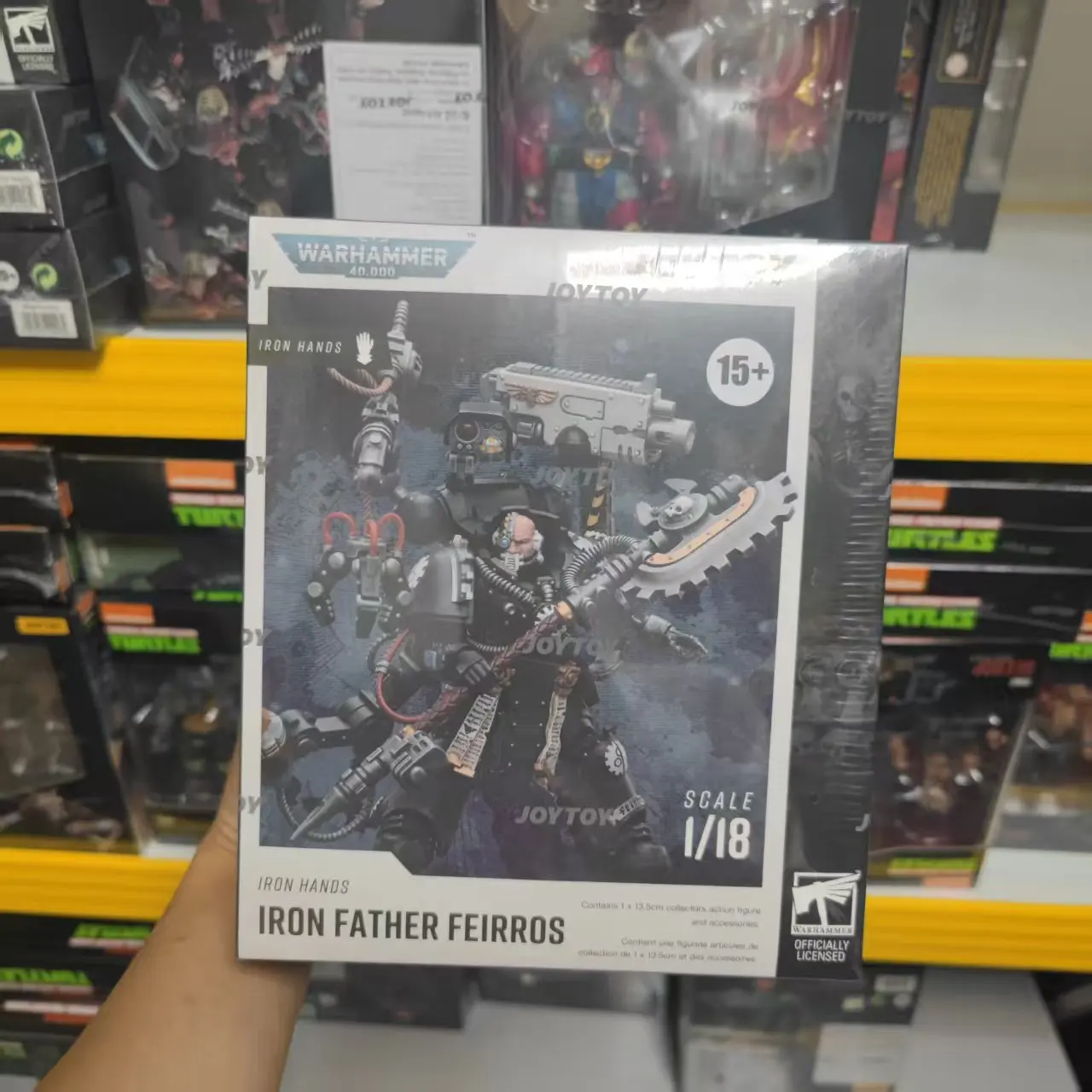 

【In Stock】JOYTOY 1/18 Action Figure Warhammer 40K Iron Hands Lron Father Feirros Toys