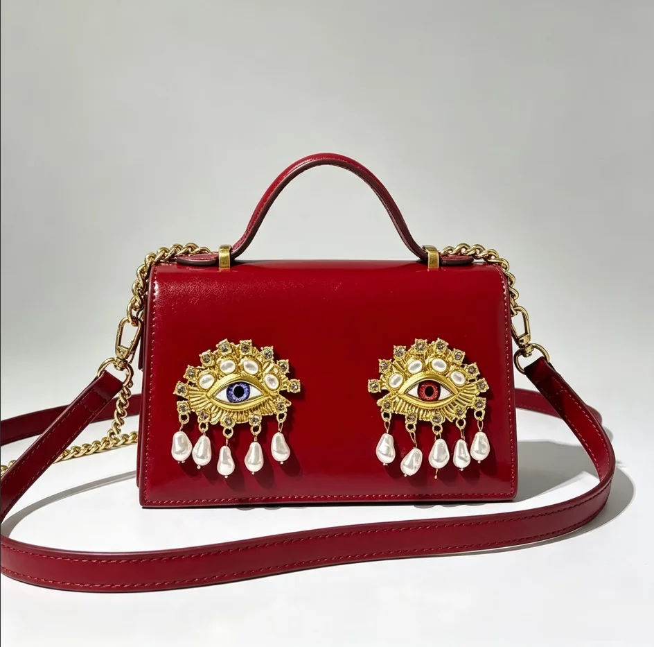Luxury Brands Handbag Jewelry Eyes Gold-tone Metal Shoulder Strap Crossbody Bags Chain and belt Women High Quality 3D Face Bags