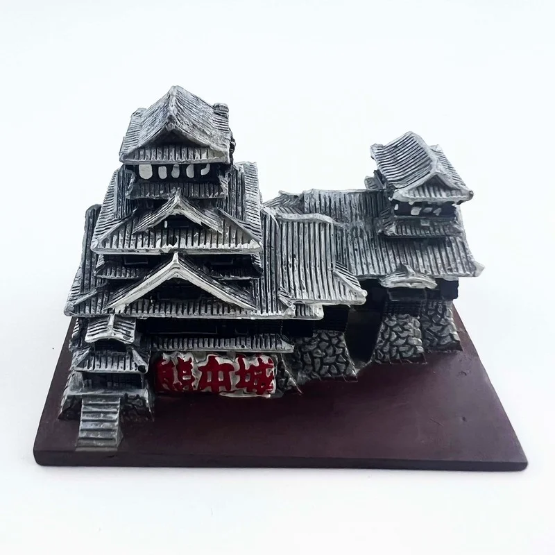 Creative Kumamoto Castle Fontana di Trevi Figurines Home Decor Christmas Gifts Miniatures Desk Ornaments Building Model