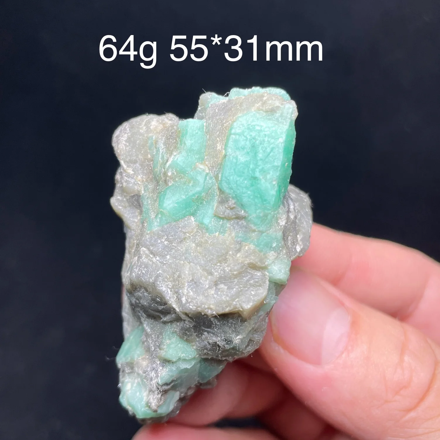 Natural Green Emerald Mineral Gem-grade Crystal Quartz Specimen Healing Stone Home Decor