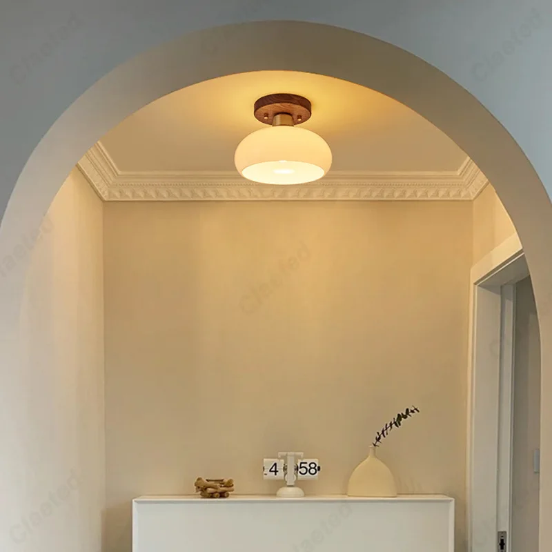 

New Retro LED European Ceiling Lamp Walnut Corridor Corridor Living Room Balcony Home Decoration Lighting