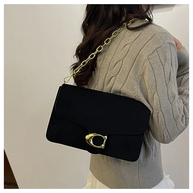 

2025 New Matte Tote Bag for Women, Vintage Elegance Chain Shoulder Purse, Crossbody & Hand Carry Bag