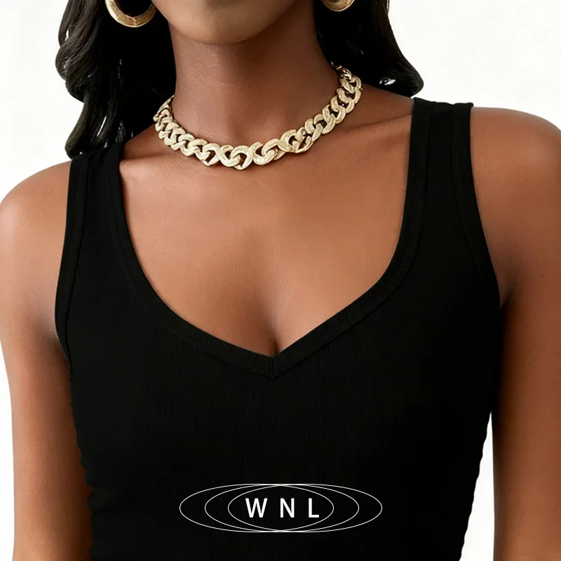 

U-neck slimming solid color tank top for women, slim fit