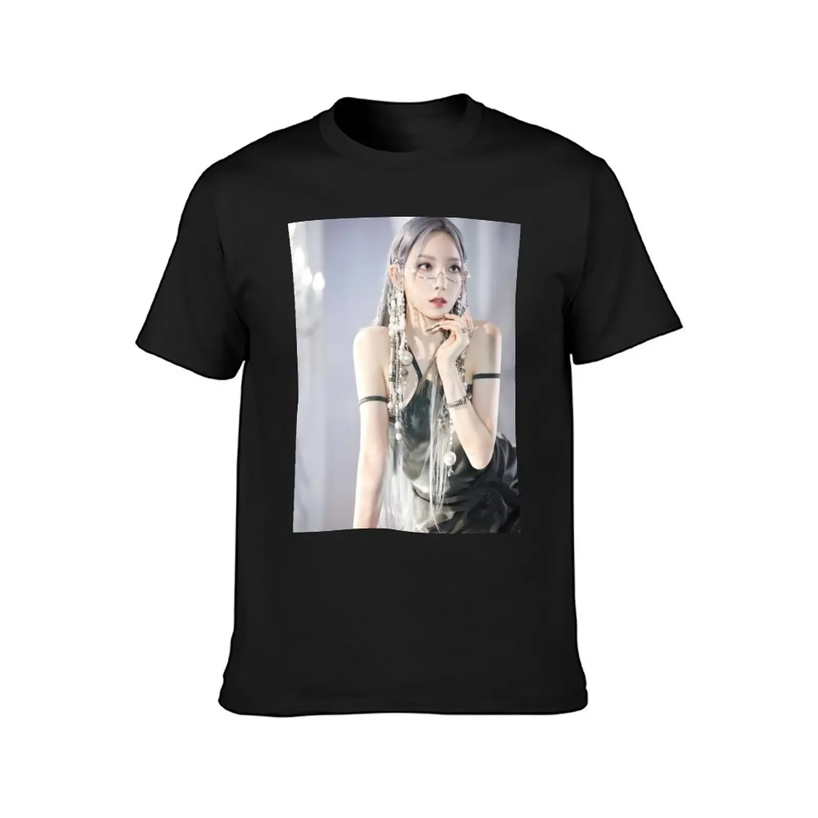 Taeyeon 'INVU' MV Shoot Behind T-Shirt plus size tops hippie clothes designer shirts anime figures men graphic t shirts