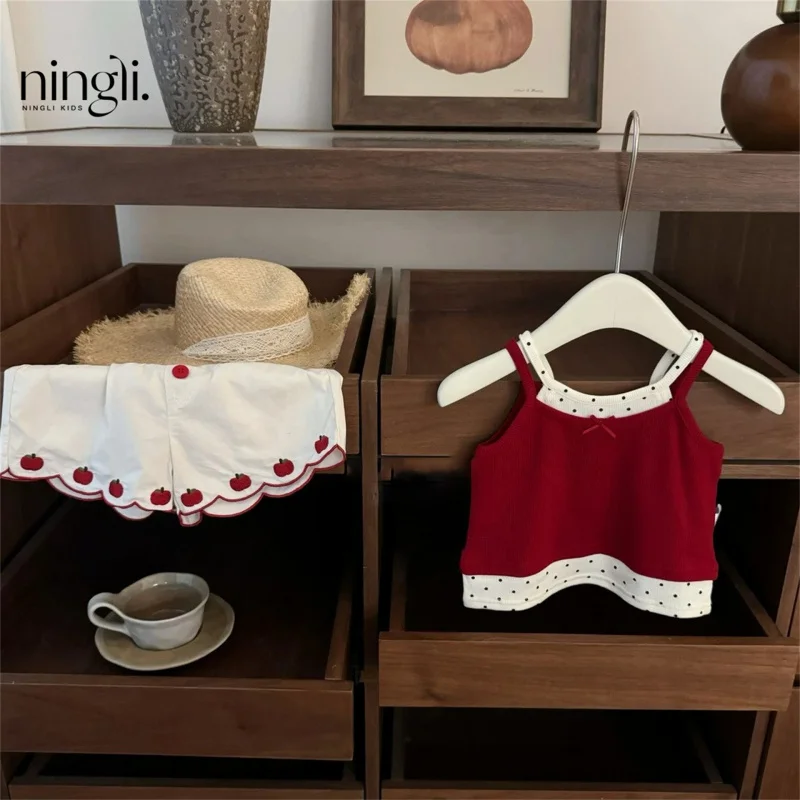 

Step into Comics！Baby Girl Korean Style Sweet Polka Dot Fake Two-Piece Top Apple Shorts Set Trendy