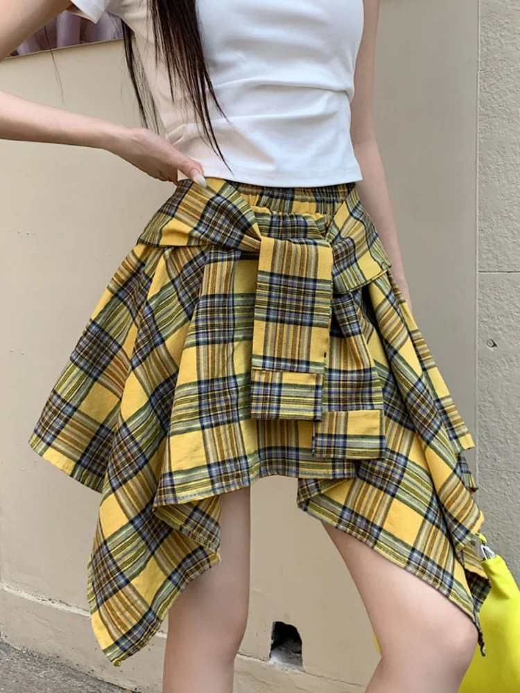 

Весна 2026: Новинка! Асимметричная клетчатая юбка для женщин, стройнящая, модная, омолаживающая, короткая, трендовая.