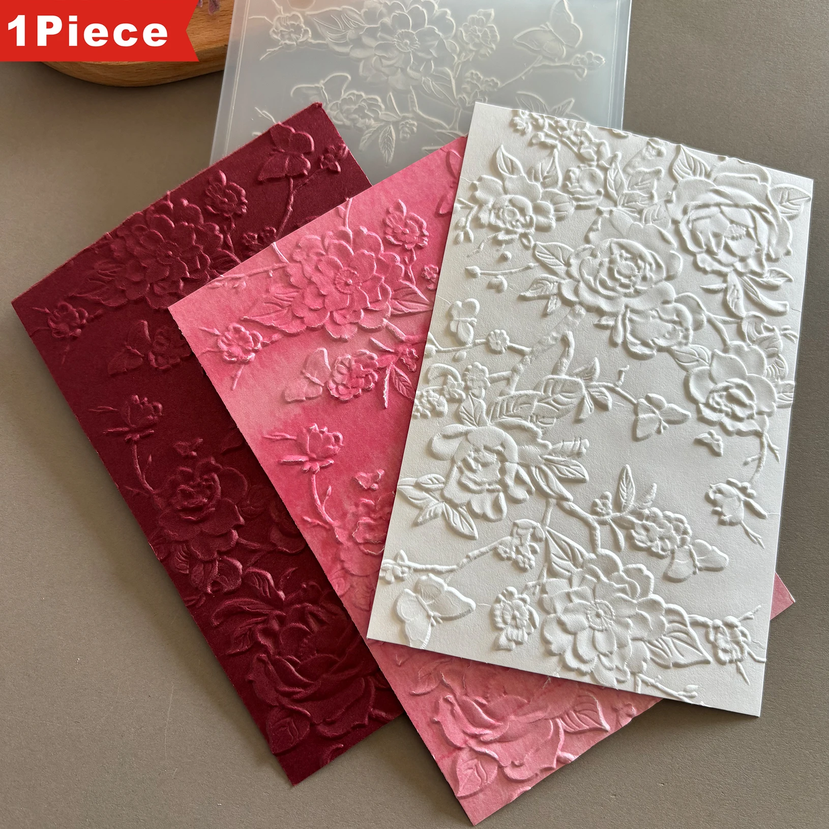 Carpeta en relieve 3D - "Balla de mariposas entre flores: sentimiento romántico en una pintura en blanco y negro"
