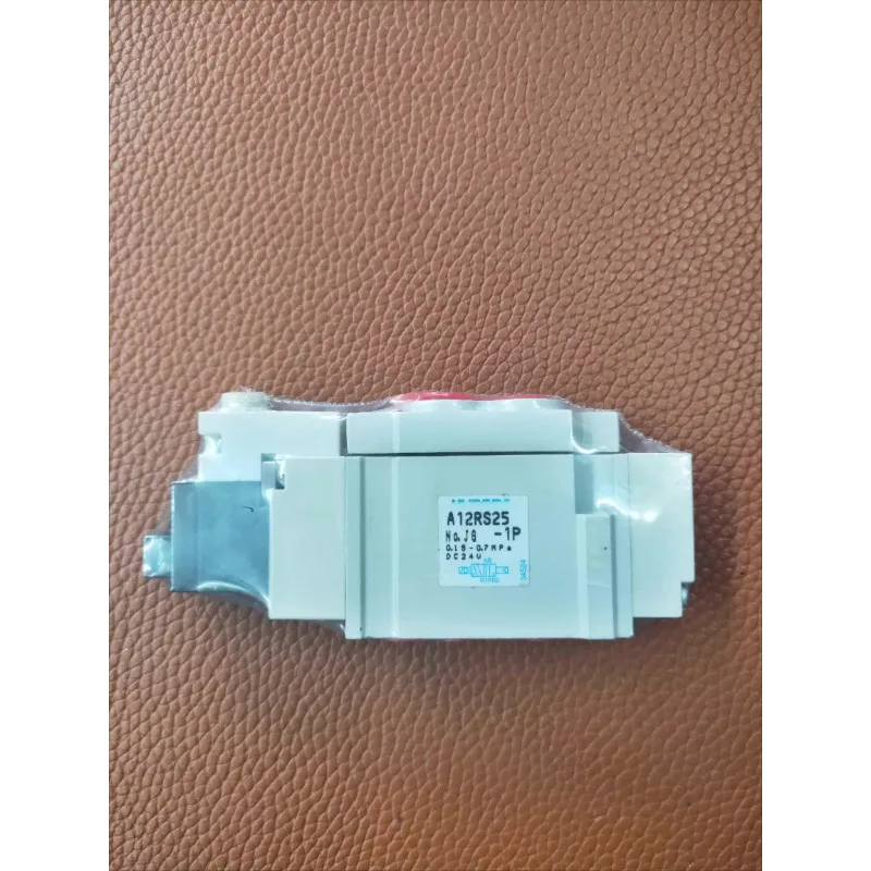 

Детали для электромагнитного клапана Kuroda Seiko KURODA A12RS25-1P