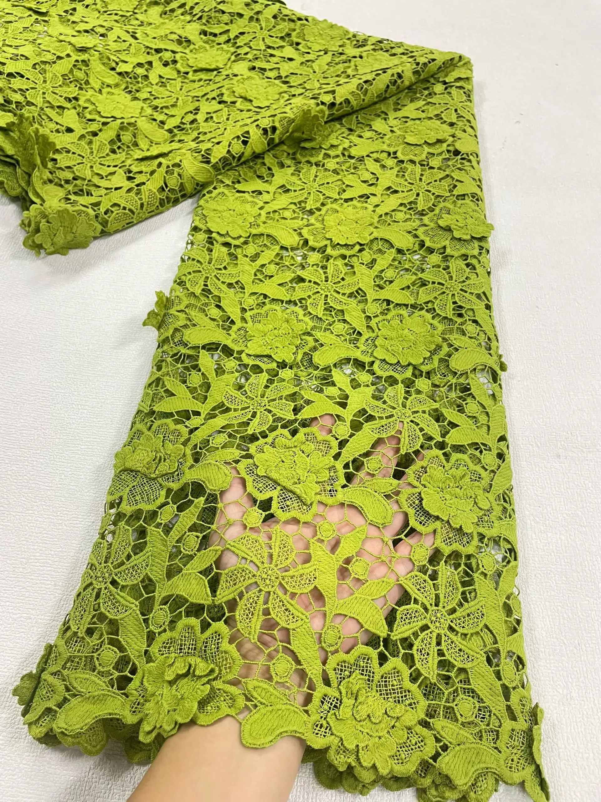 

Purple Unique Dubai African Swiss Voile Lace Nigerian Cotton Dry Voile Lace With Stones For Sewing Women Evening Party Dress