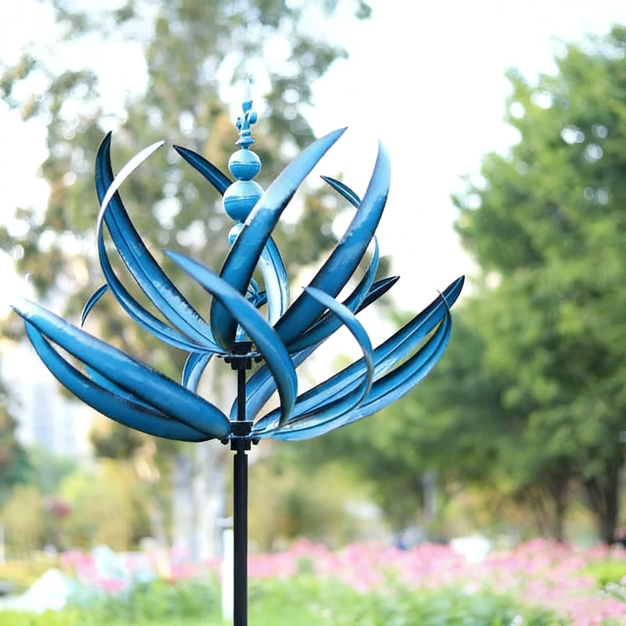 

Металлическая вращающаяся ветряная мельница для сада и двора, не требующая батареек, с креплением в грунт, декоративные украшения, металлические ветряные спиннеры