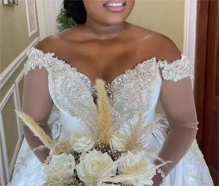 Customized New Luxury African Wedding Dress Detachable Fishtail Beaded Off Shoulder Custom Made Bridal Gown