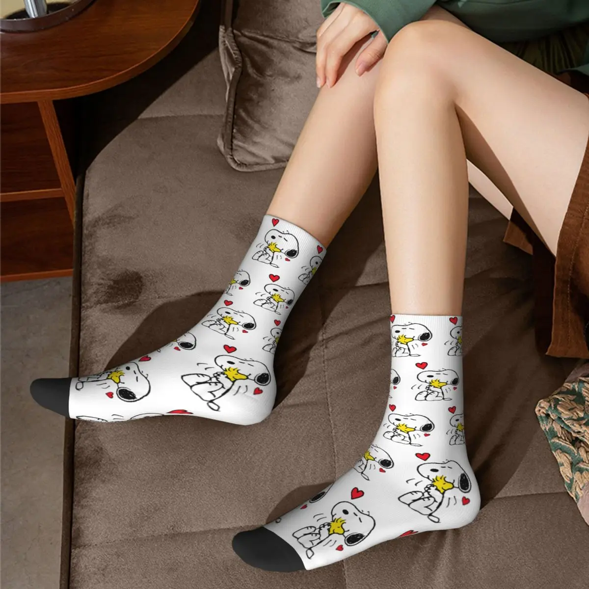 Calcetines de Snoopy y Woodstock para hombre y mujer, calcetín Unisex de tubo medio para monopatín, absorbe el sudor