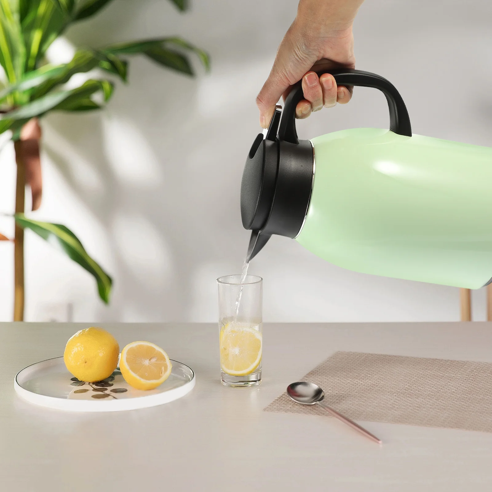 

Vacuum Kettle Insulated Water Bottle Large Jug Thermal Holder for Office Home Stainless Steel Long Heat Preservation