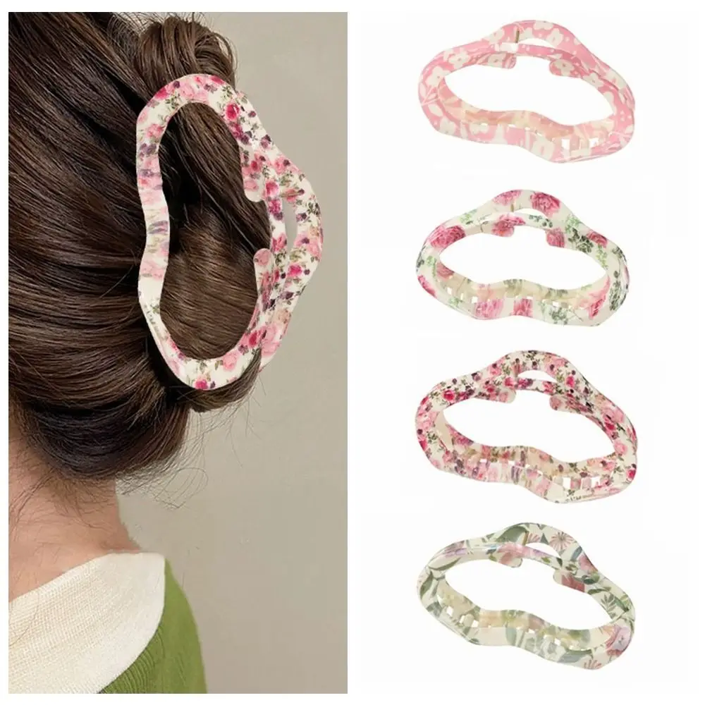 Sweet Acrylic Cloud Shape Hair Claw Korean Style Geometric Hollow Claw Clip Hairpin Hollow Geometric Shark Clip Girls