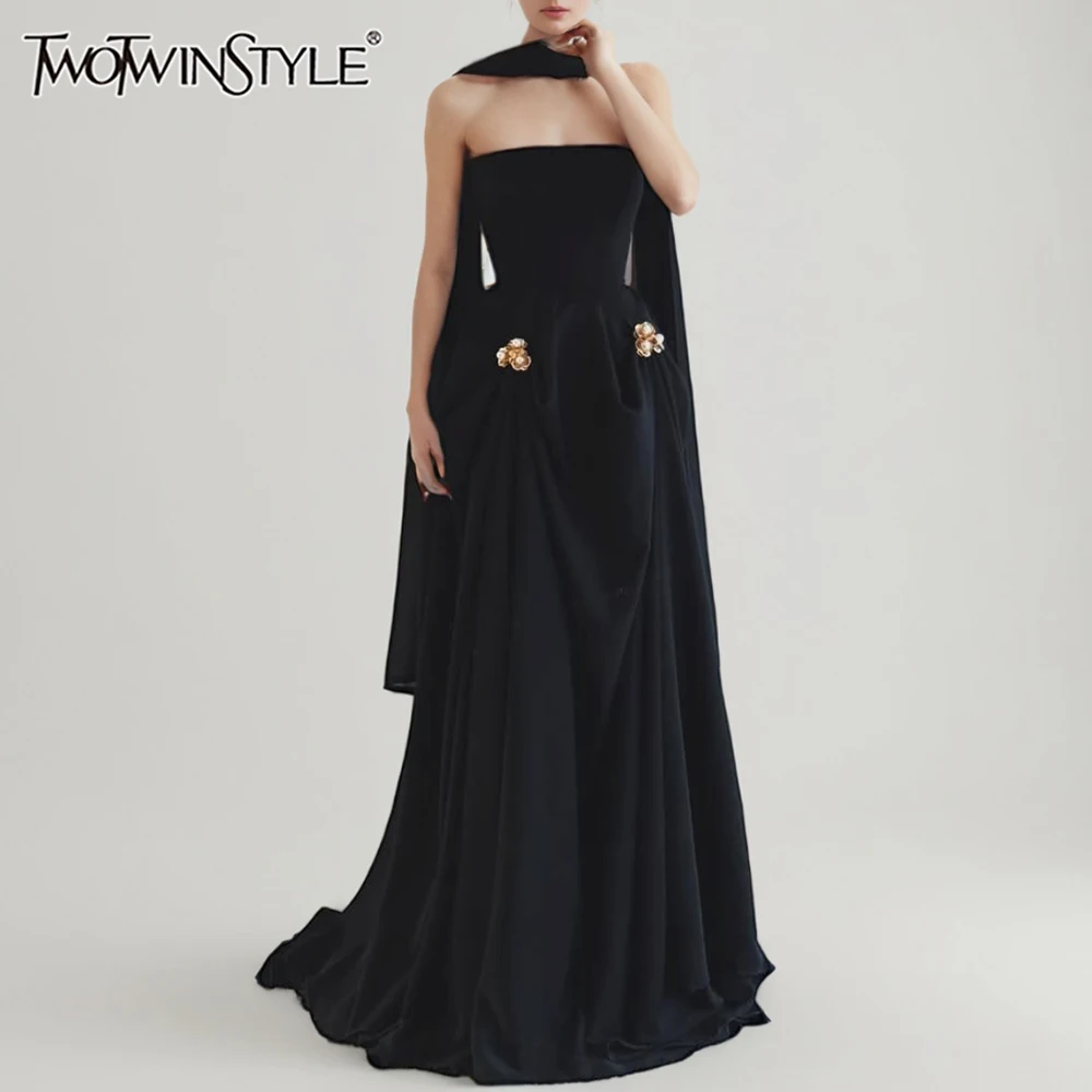 

TWOTWINSTYLE Solid Slimming Spliced 3D Flower Elegant Dresses for Women Strapless Sleeveless Patchwork Folds Dress Female New