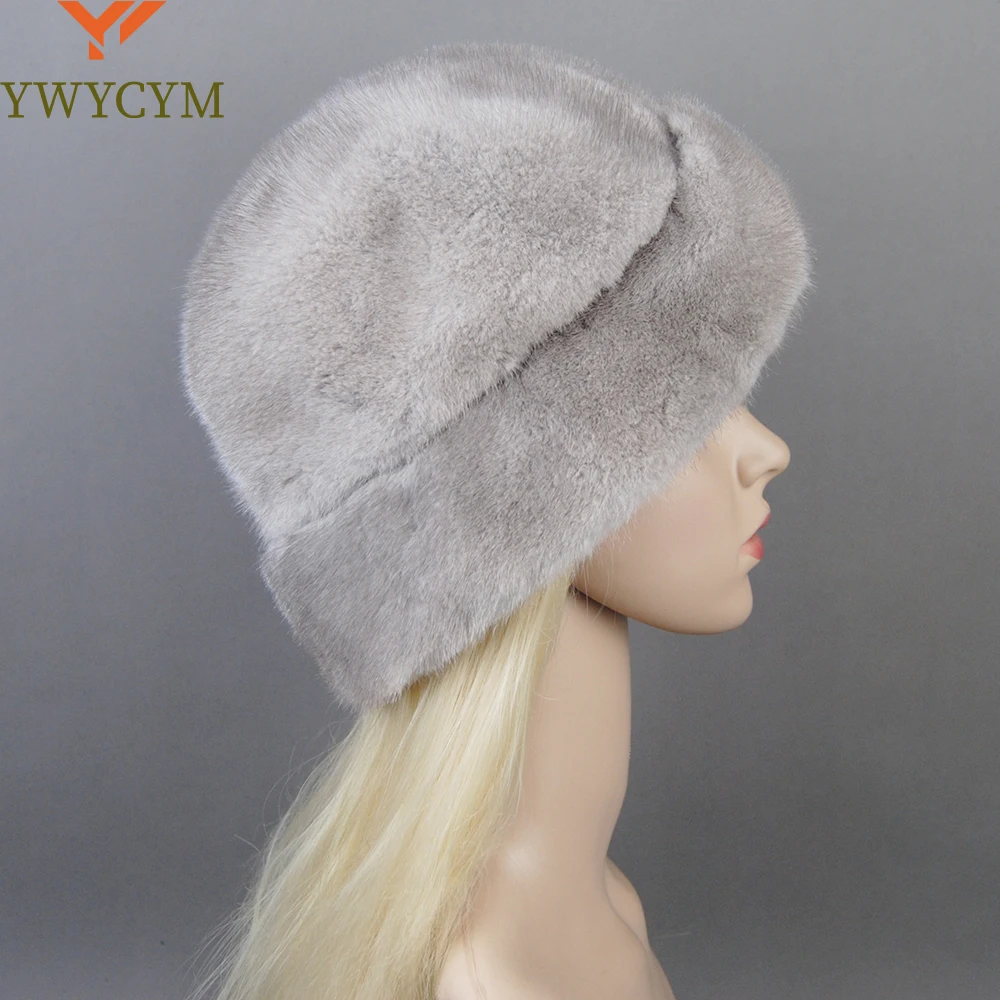 2024 Fashion Hot Sale Russian Fur Hat Winter Warm Natural Mink Fur Hats for Women Classic Luxury Caps Earflap Bomber Hat