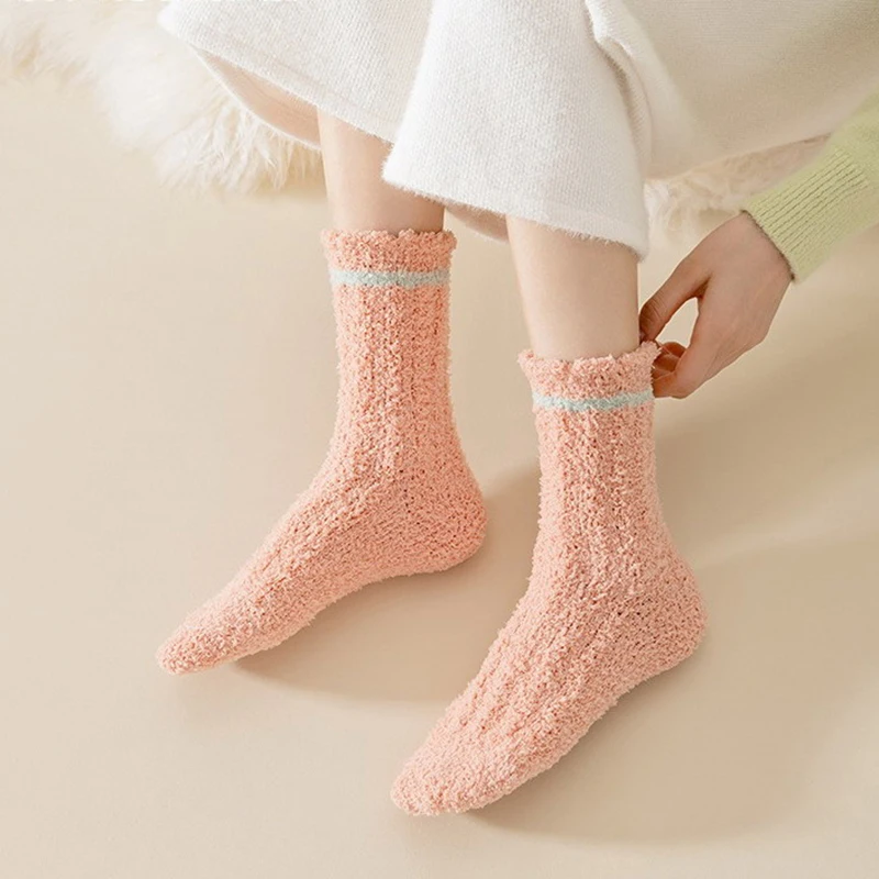 1Pair Lovely Socks For Women Kawaii Thicken Cashmere Middle Tube Socks Sweet Girls Soft Warm Outwear Floor Wear Socks