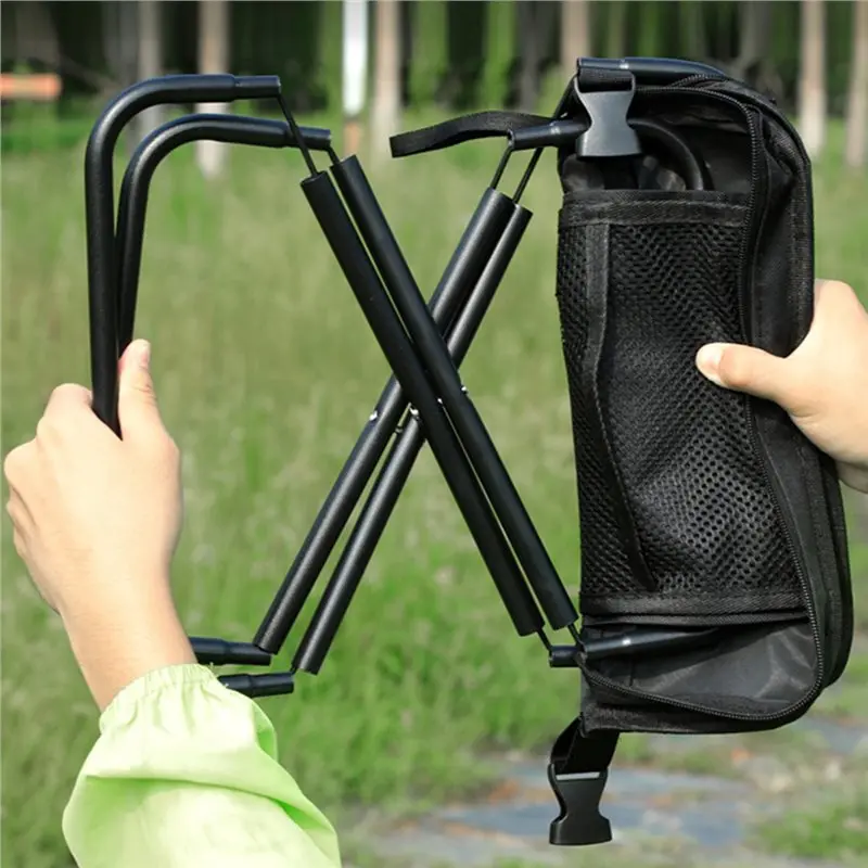 【電子アクセサリー】折りたたみ式超軽量2-in-1バックパックスツール、アウトドア活動、キャンプなどに最適なポータブルシート、b用