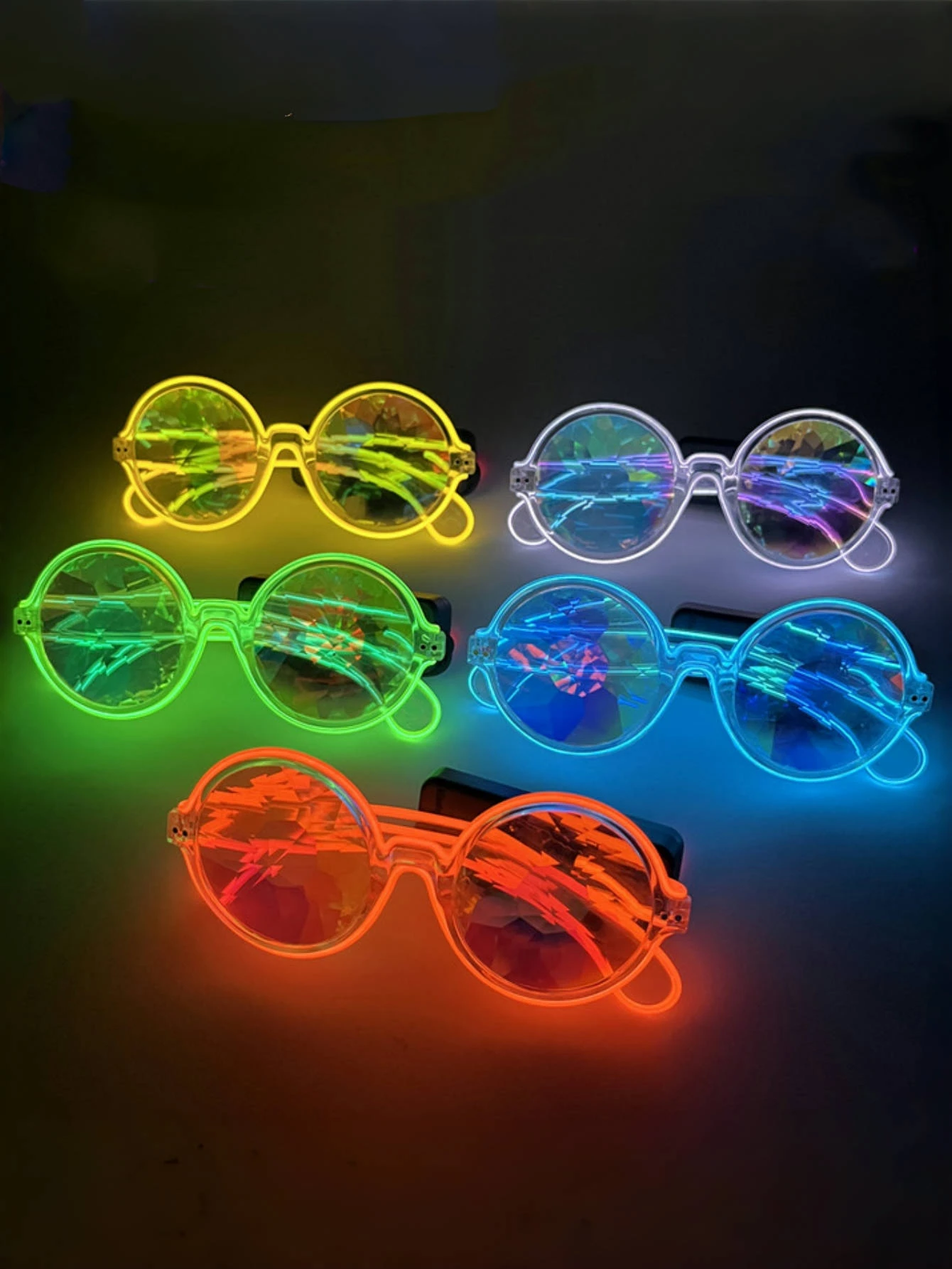 Cool kaleidoscope technology sense luminous glasses LED disco dancing luminous KTV bar electric syllable atmosphere props withou
