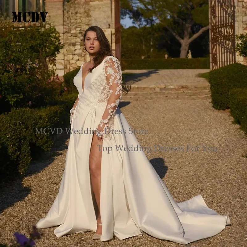 

MCDV Vintage Plus Size Wedding Dresses For Women Satin Detachable Sleeves V Neck Side Split Applique Bridal Gowns