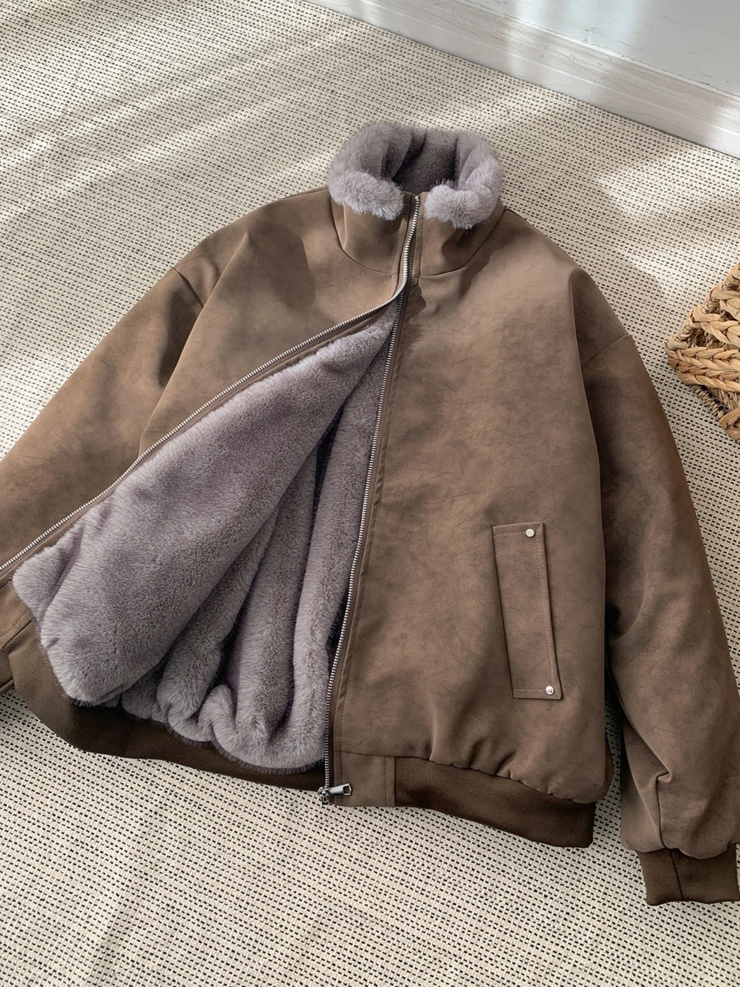 

Men's Thickened Winter Jacket Fake Fur Mountain Eagle PU Leather Fur Integrated Cotton Clothes CleanFit Style