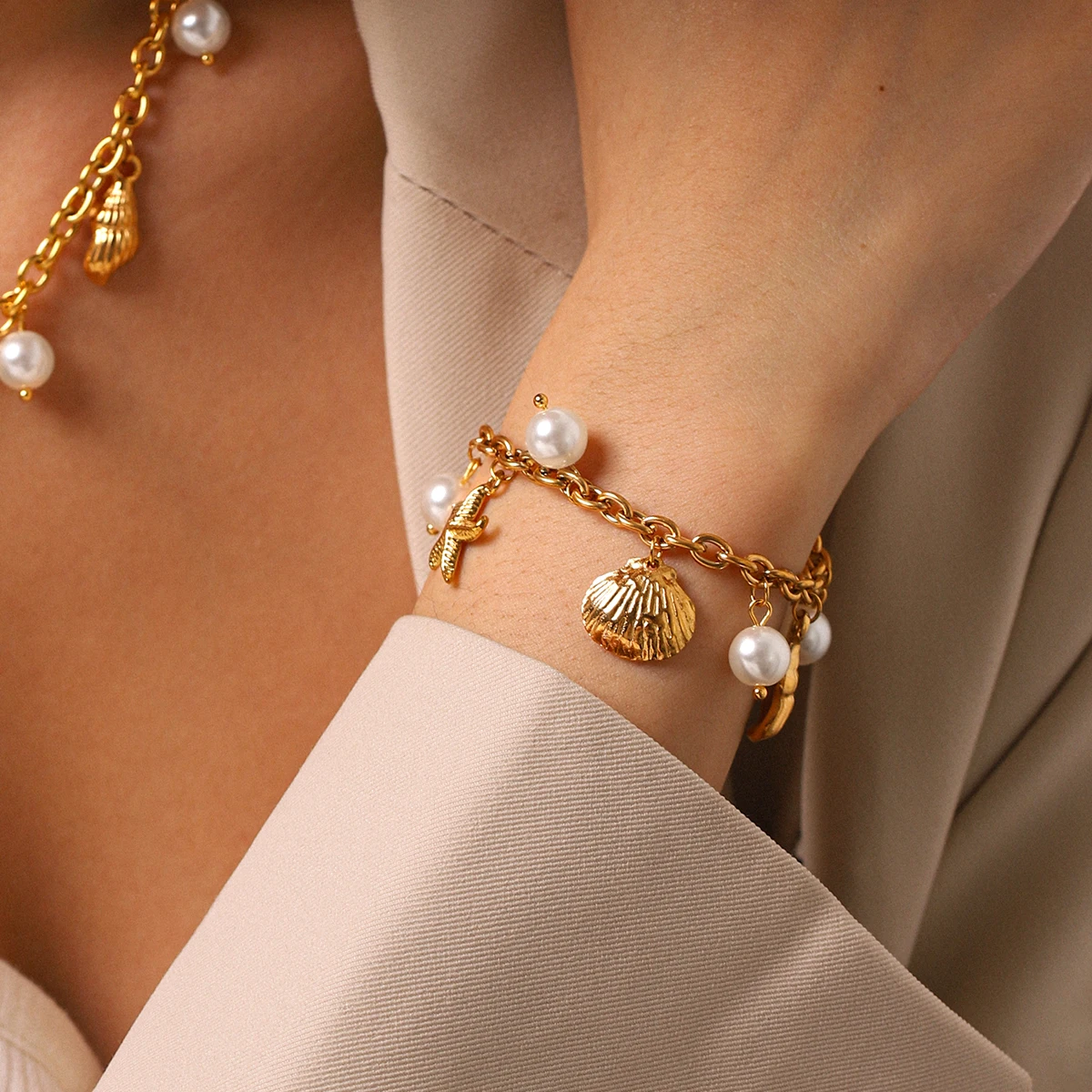 

Boho Ocean Starfish Shell Jewelry Gold Plated Stainless Steel Pearl Necklace Bracelet For Women Summer Vacation Birthday Gift