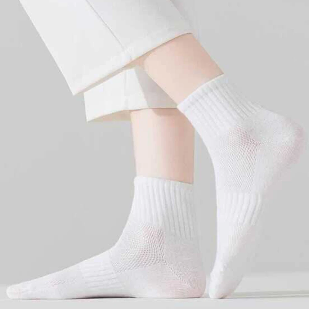 5 Pairs/Lot White Student Socks Breathable Sweat-Absorbing Sports Men Women Fashionable Comfortable High-Quality Business Socks