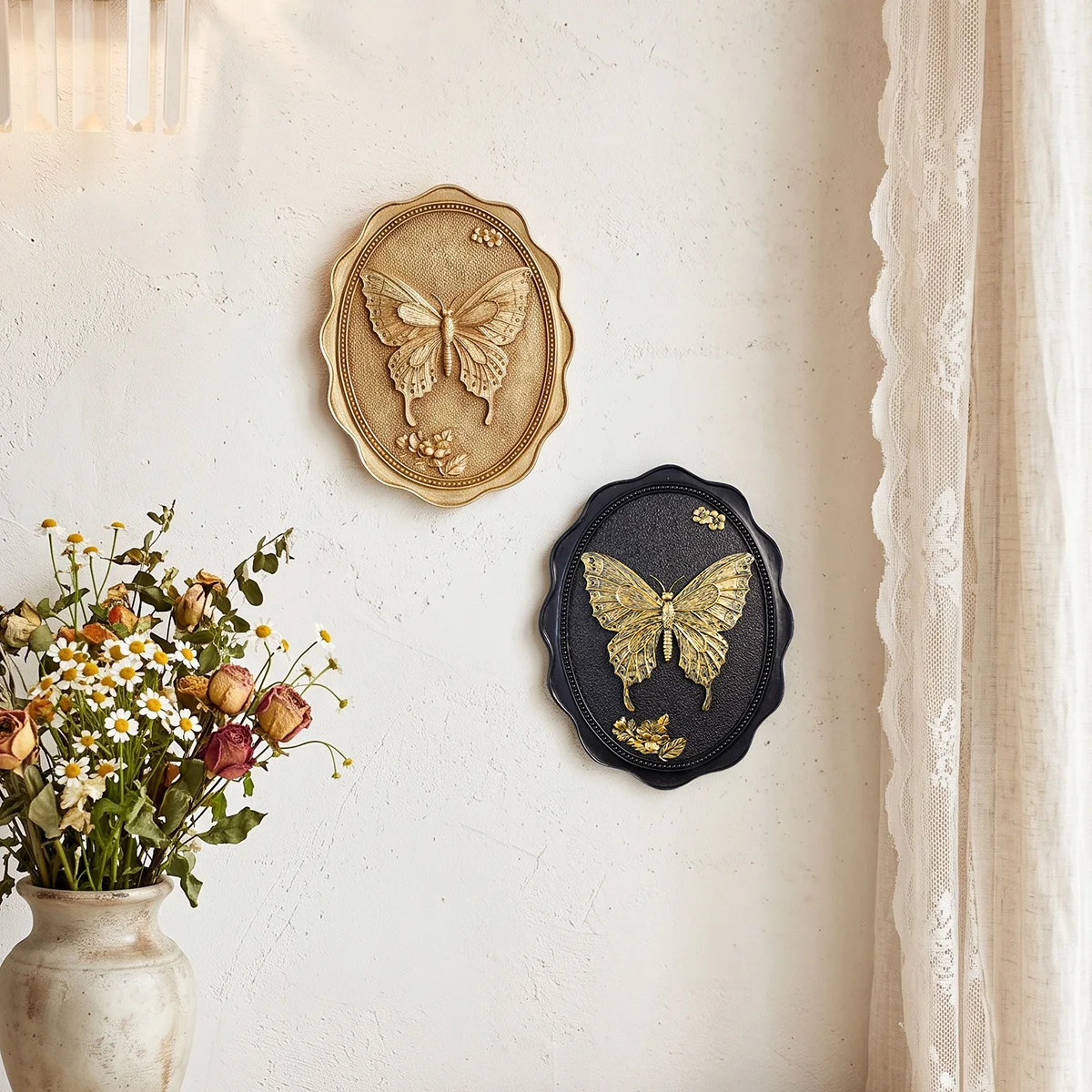 1PC，French-Style Oval Wave-Shaped Border Three-Dimensional Relief Butterfly Pendant Decoration