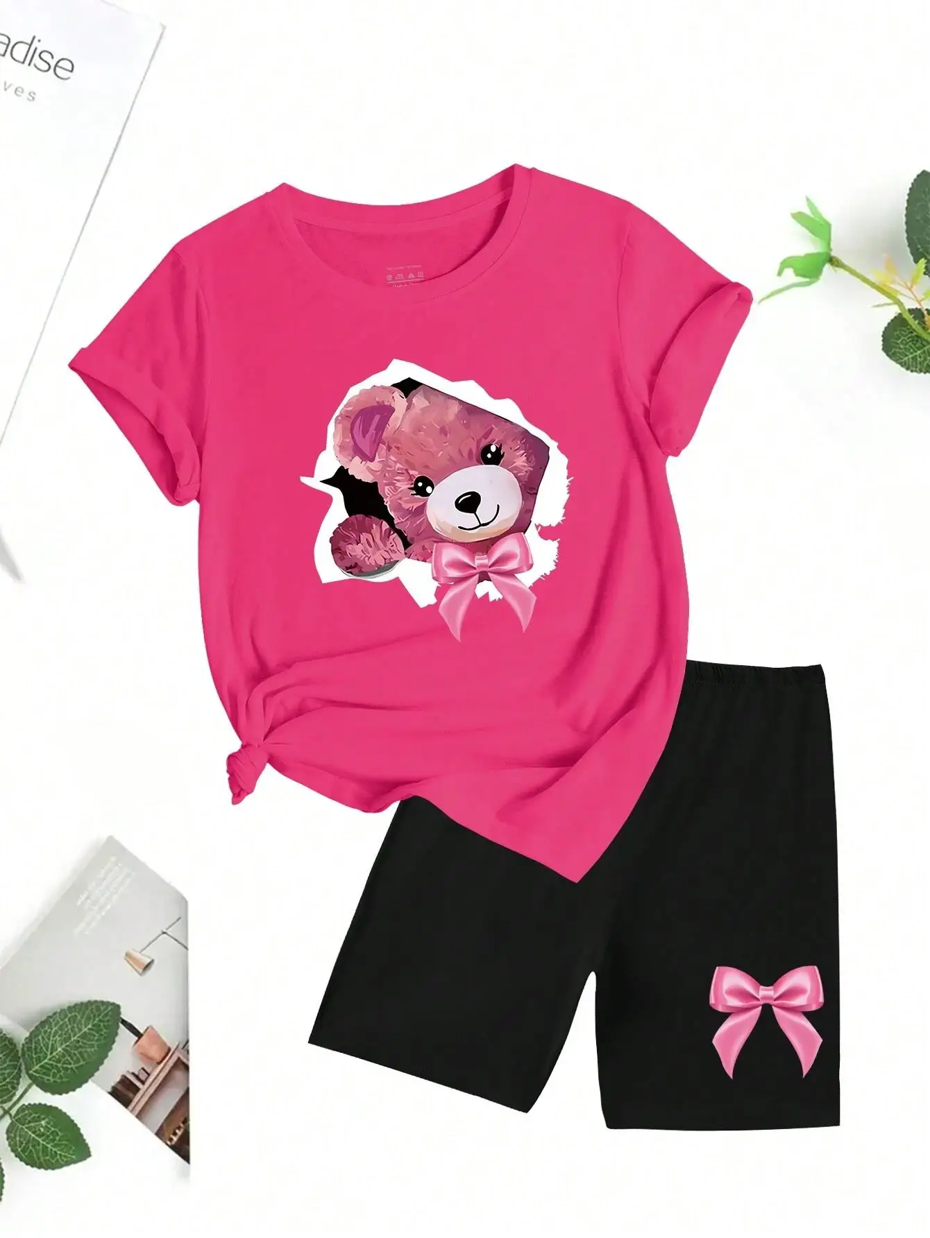 Set di t-shirt con orsacchiotto con conchiglia rotta con fiocco rosa Set di 2 pezzi in cotone moda donna pantaloncini estivi freschi moda morbida