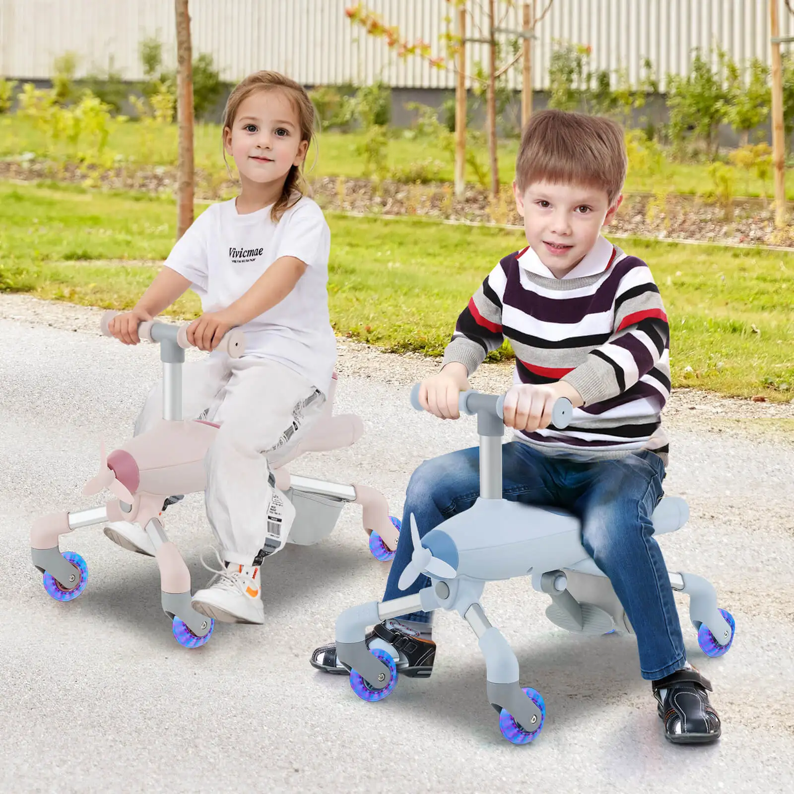 Auto a spinta per bambini 2 in 1 con ruote illuminate a LED maniglia rimovibile e regolabile