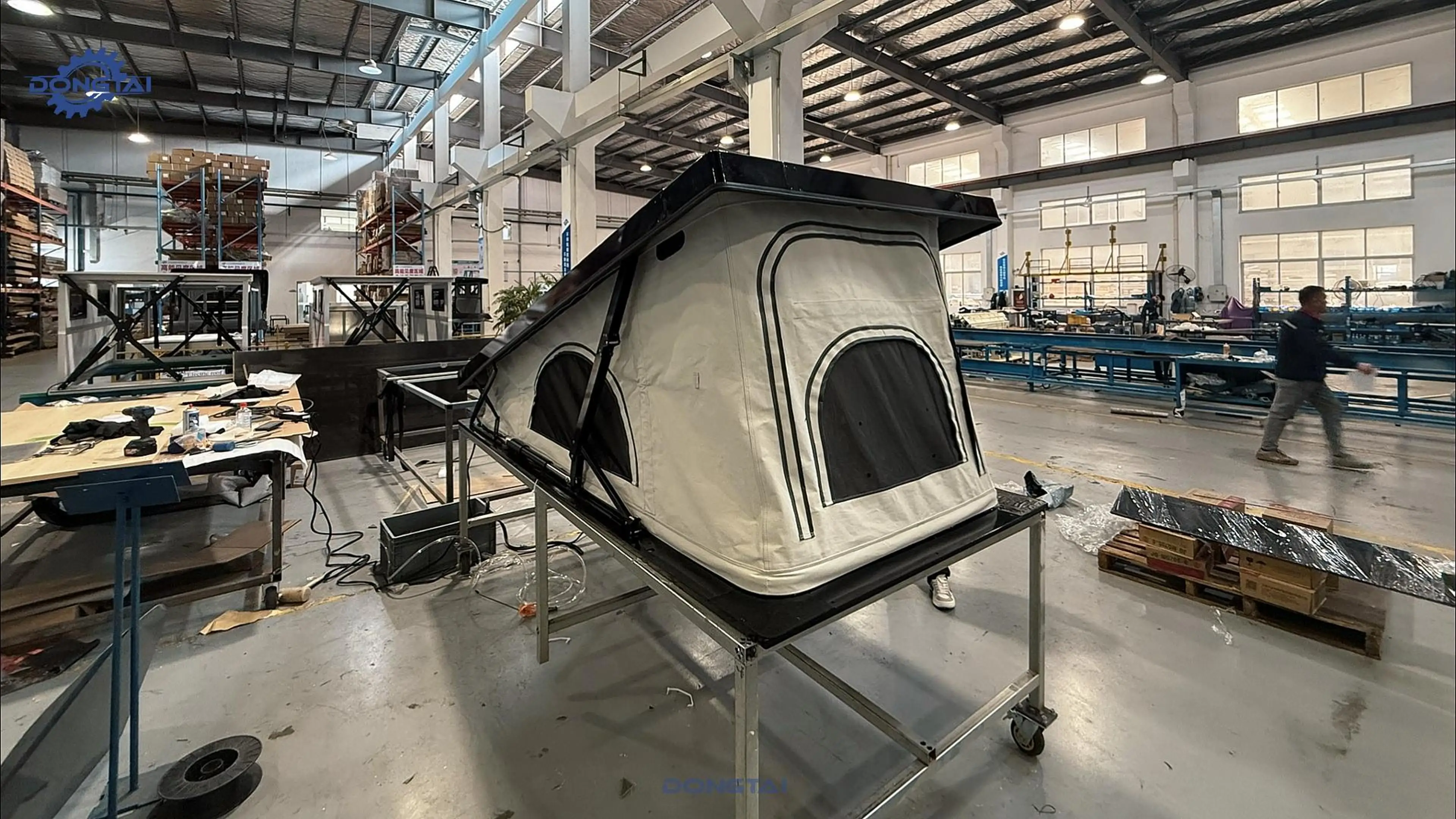 Sprinter Auto-Lift Soft Shell Acessórios de acampamento Kit de telhado pop-up para espaço extra