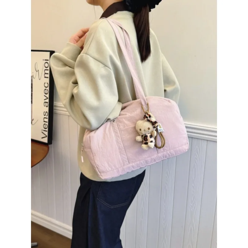 

Casual Large Capaci Nylon oulder Bag for Commuting And Traveling Faionable Tote Bag for College Students Class