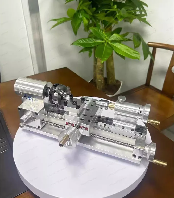 

Настольный небольшой токарный станок, небольшой настольный токарный станок, модель научного эксперимента, инженерное оборудование