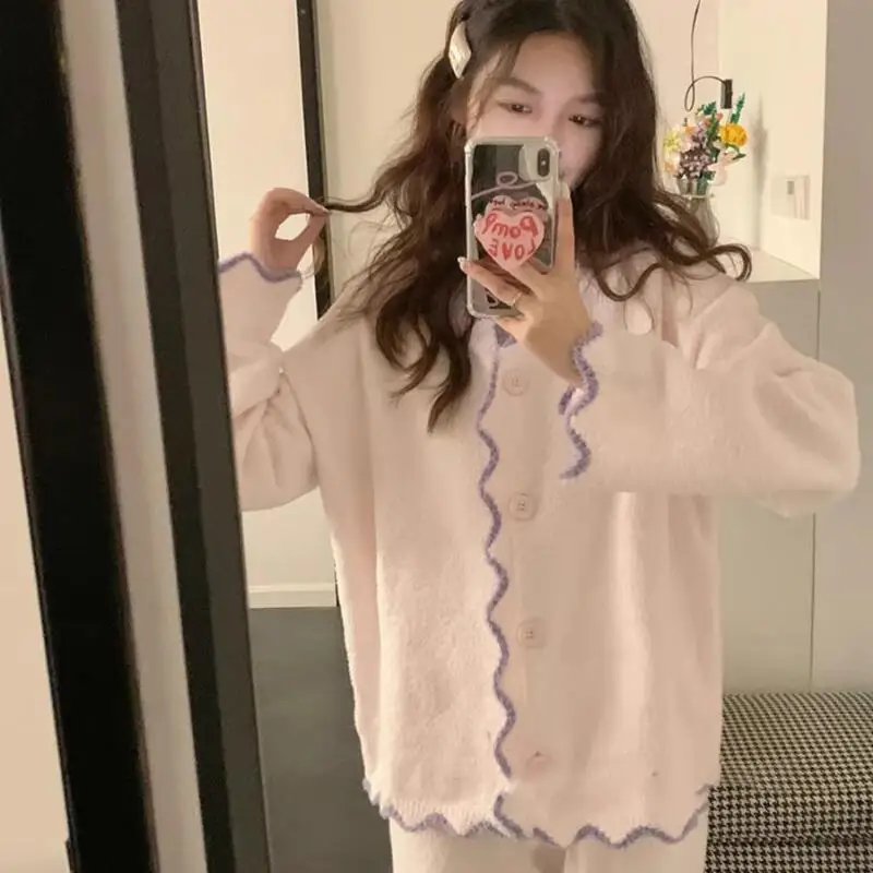 ملابس نسائية بيجامات شتوية سميكة تحافظ على الدفء منتج جديد في المنزل في الهواء الطلق بدلة نوم مريحة للتهوية