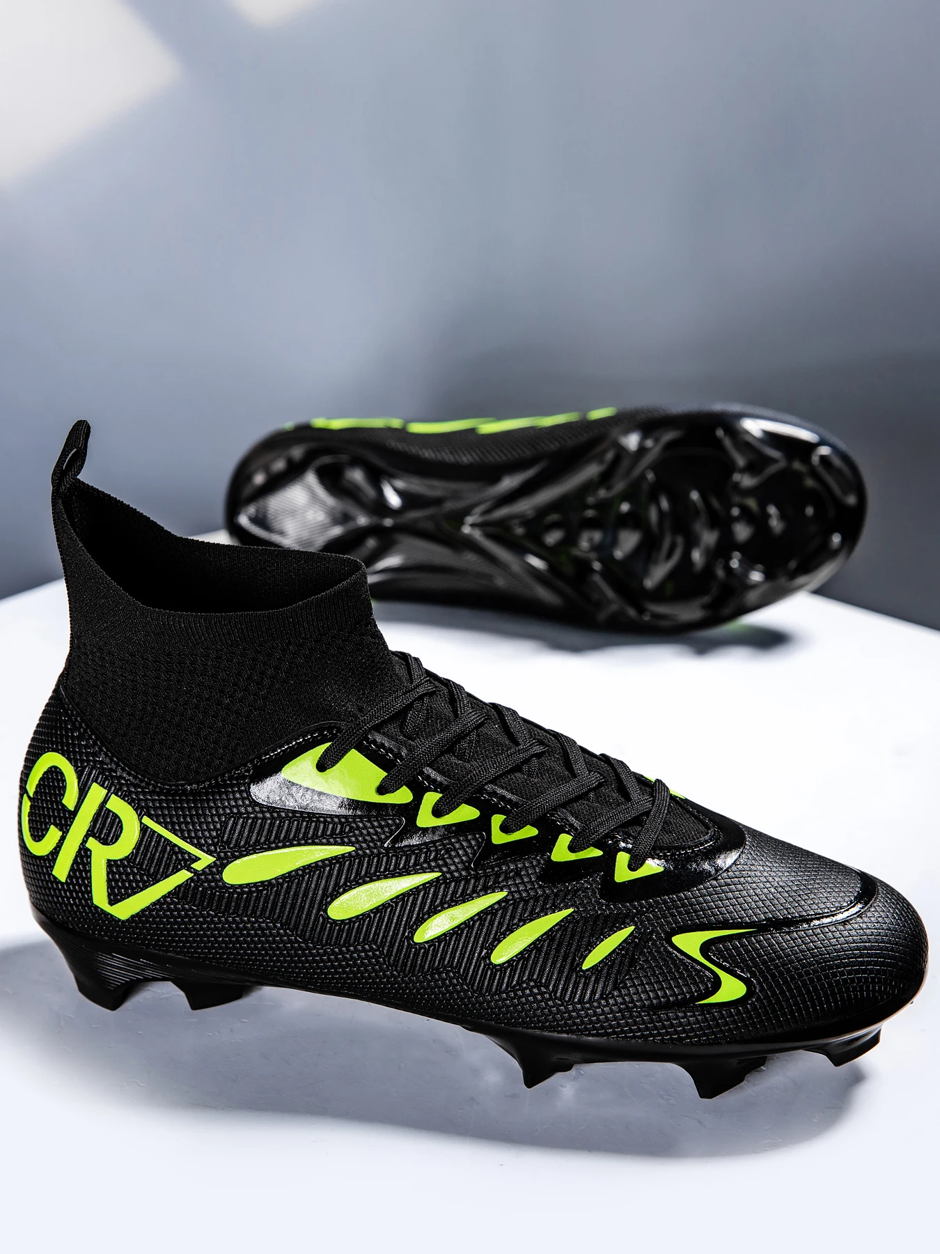 

TF/FG Персонализированные модные спортивные футбольные бутсы Удобные и дышащие футбольные тренировочные кроссовки