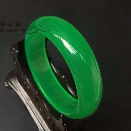 

Genuine natural A-class machine full green jade bracelet women's quartz rock jade bracelet light green jade ring ice jadeite