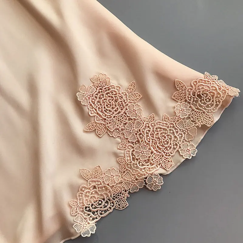 ชุดนอนเซ็กซี่ ผ้าไหมสำหรับผู้หญิง ชุดนอนสายเดี่ยว ผ้าไหมน้ำแข็งบางเบาสำหรับฤดูใบไม้ผลิและฤดูร้อน ชุดนอนผ้าซาตินสำหรับใส่ที่บ้าน