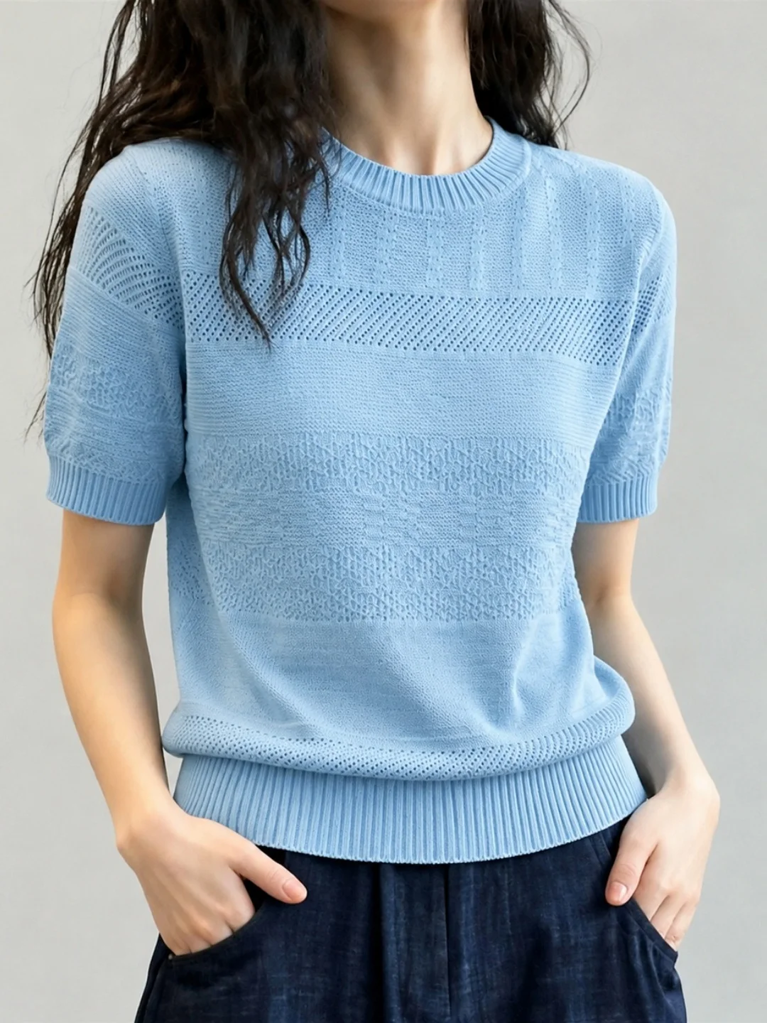 

Korean Style Soft Ice Silk Knitted Top round Neck Casual Versatile Summer 2026 White Enhancing Lazy Chic Basic Short Sleeve