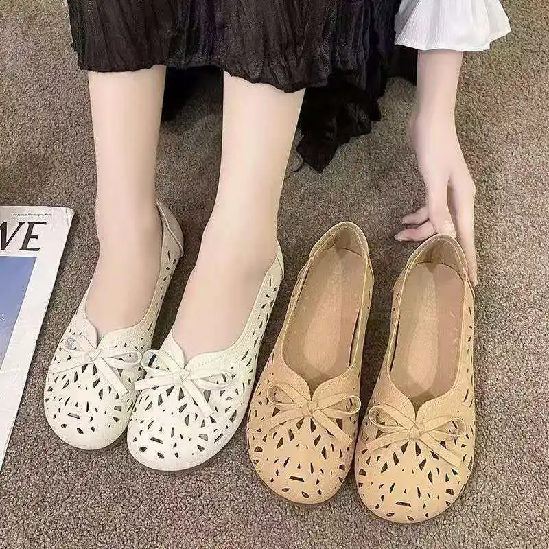 

2026 Summer low-cut hollowed-out women's shoes comfortable flat sole lightweight anti-slip casual mother's shoes