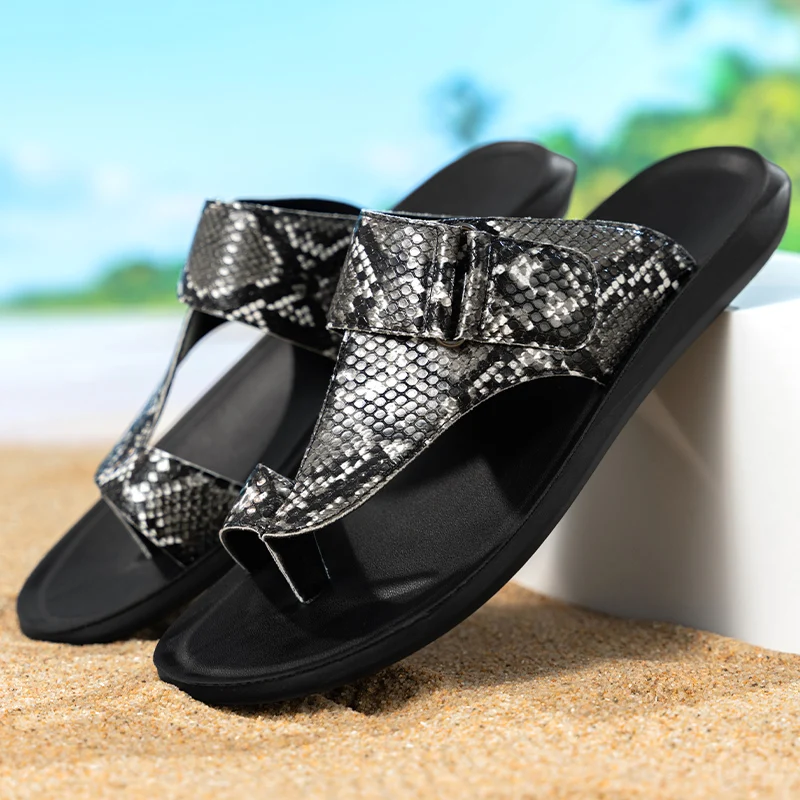 

Large Size Men's Sandals Slip-On Flat Bottom Anti-Slip Summer New Style Trendy Snake Skin Design Thong Slippers