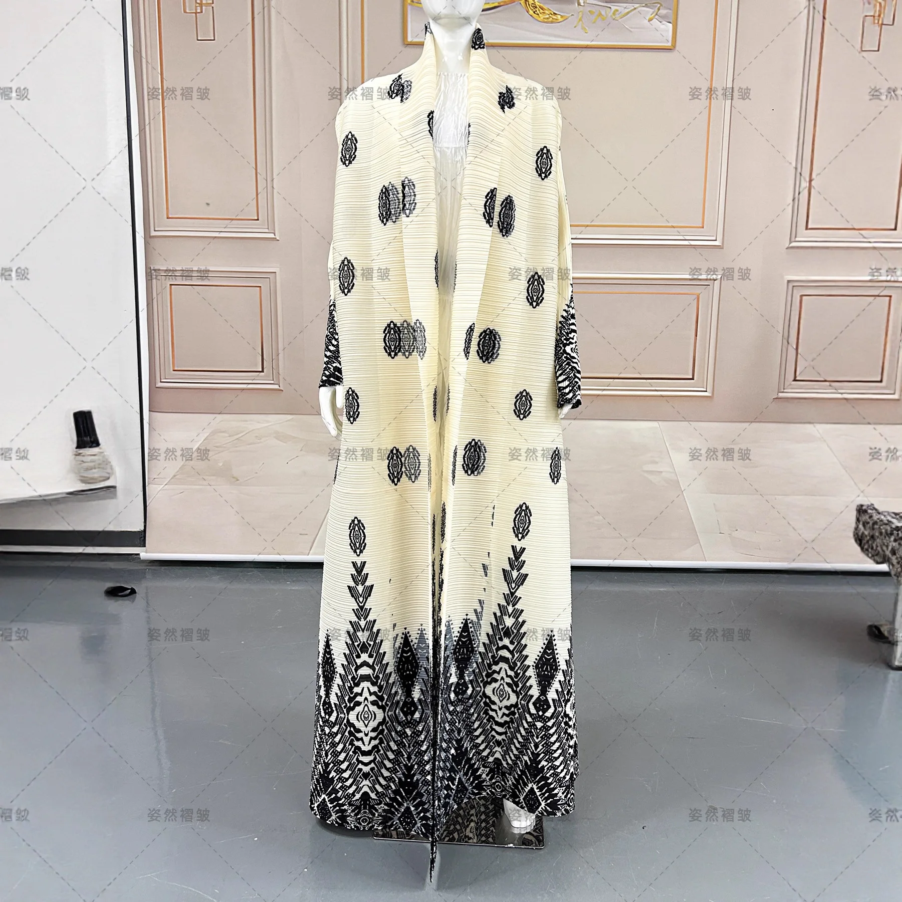 مياكي مطوي جديد 2026 موضة دبي رداء سترة المرأة مطوي المملكة العربية السعودية الشرق الأوسط الملابس المطبوعة سترة عباية الطيات