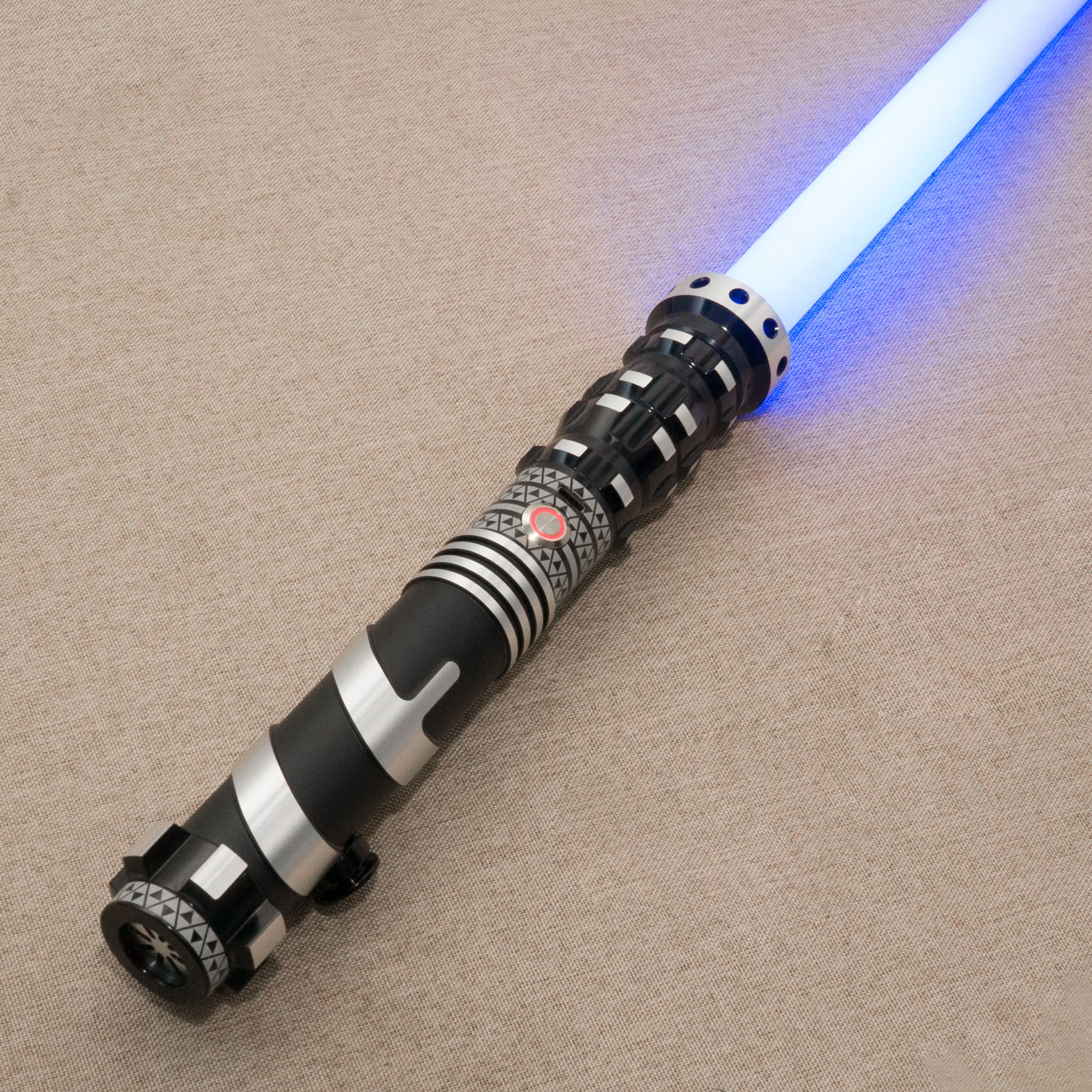 RGB Pixel Lightsabers ที่จับโลหะ 28 เสียง Smooth Swing FX Dual Light LED Type-C ดาบเลเซอร์คอสเพลย์ของเล่น